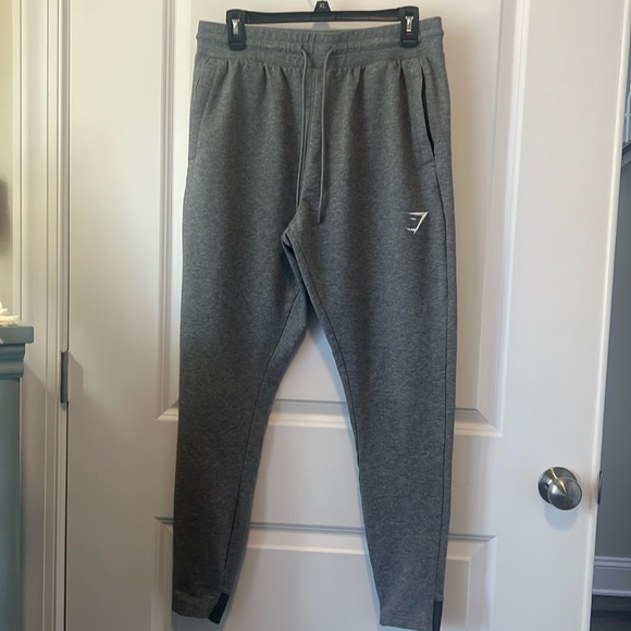 Men’s Medium Gymshark Joggers - Picture 1 of 6